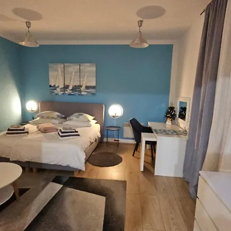 Vikendica Blue Door In *