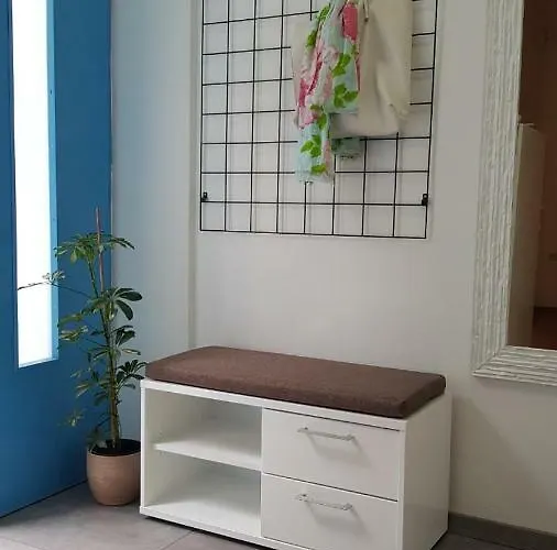 Vikendica Blue Door In