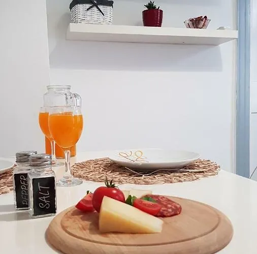 Vikendica Blue Door In